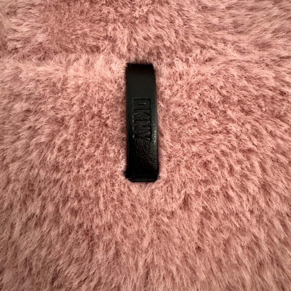 Mauve pink DKNY fuzzy coat - Picture 9 of 9